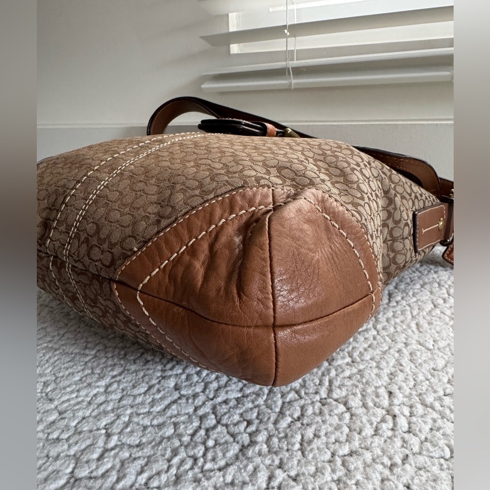 Coach Y2K Soho Signature Canvas Suede Studded Rivets Bag With Matching Wristlet - Picture 14 of 17